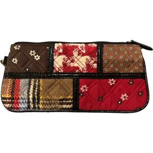2000s Quilted Vera Bradley Wristlet
